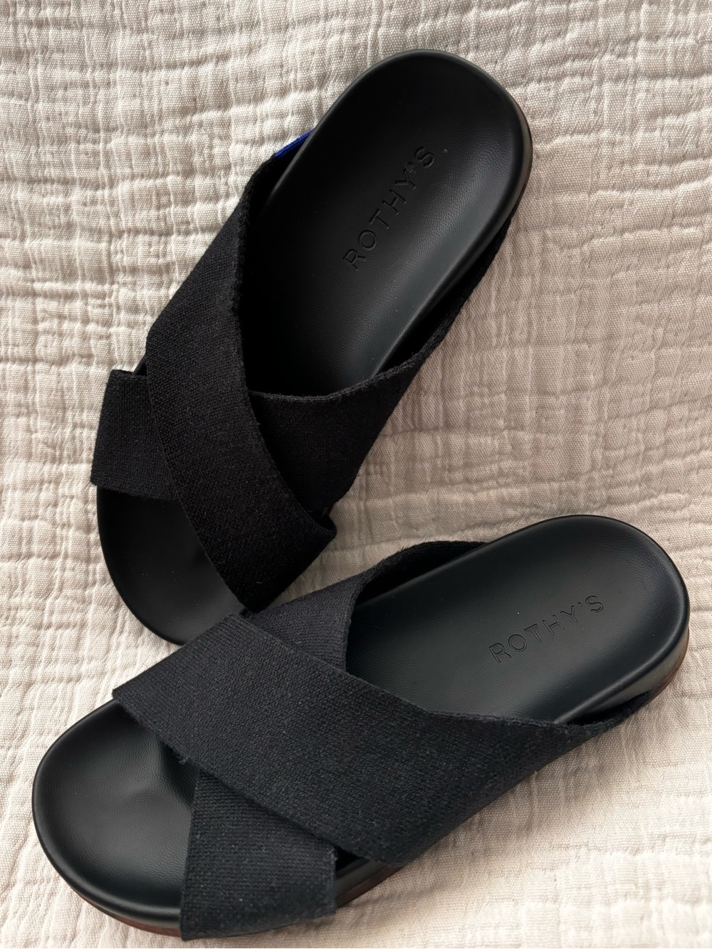 Rothy’s Black “Weekend” Slides size 6.5